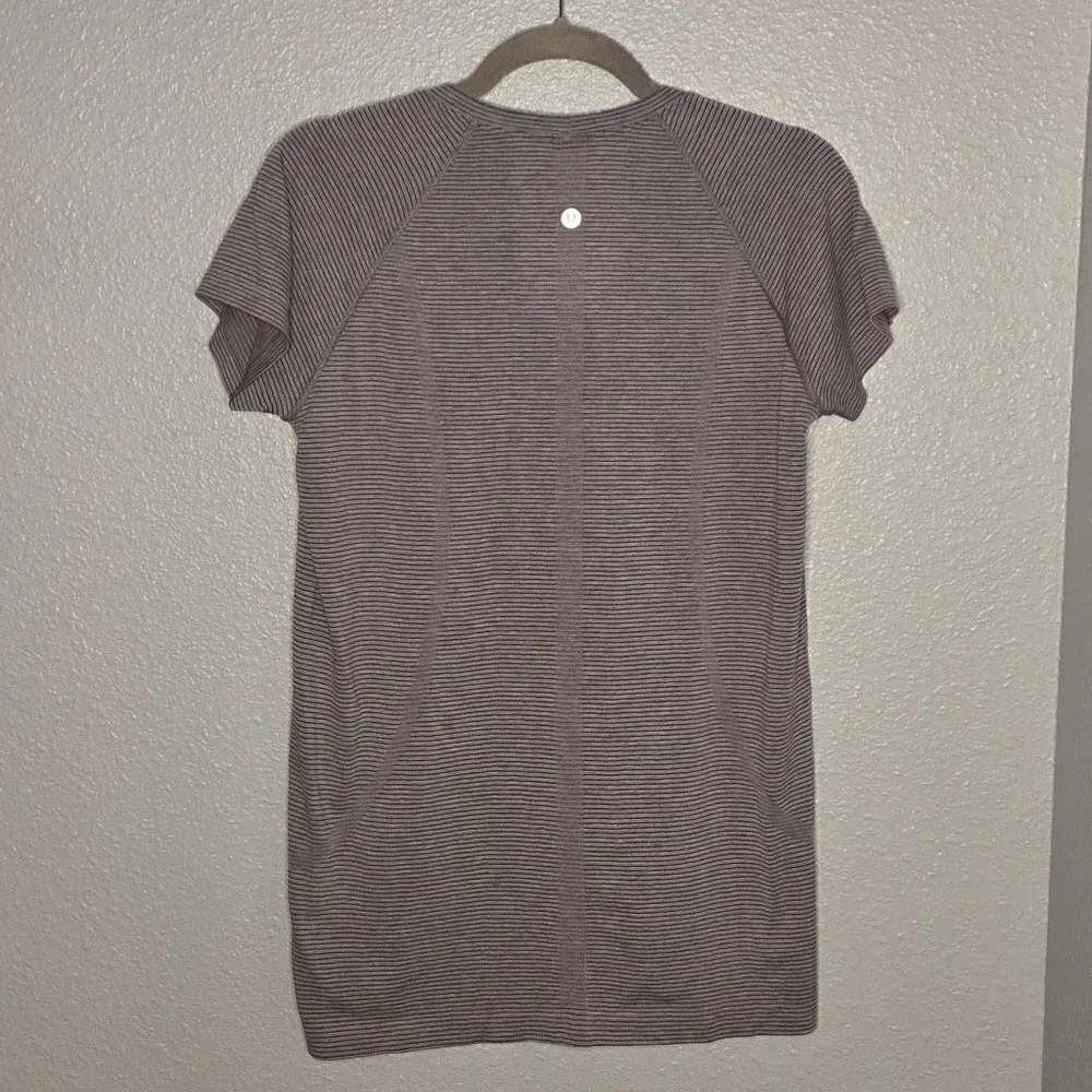 Lululemon Swiftly Tech Short Sleeve Shirt 2.0 - 12